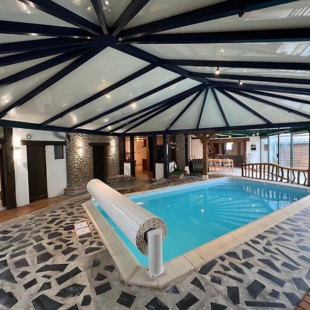 Rigolet Maison En Ville Avec Piscine Interieure Le Controis-en-Sologne Zewnętrze zdjęcie